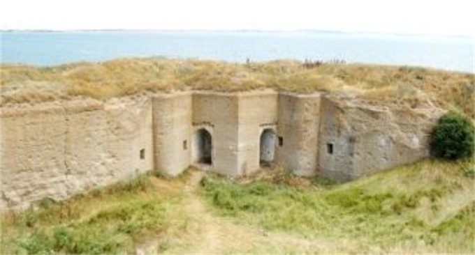 Image - Ruins of the ancient Greek colony of Borysthen on the Berezan Island. 